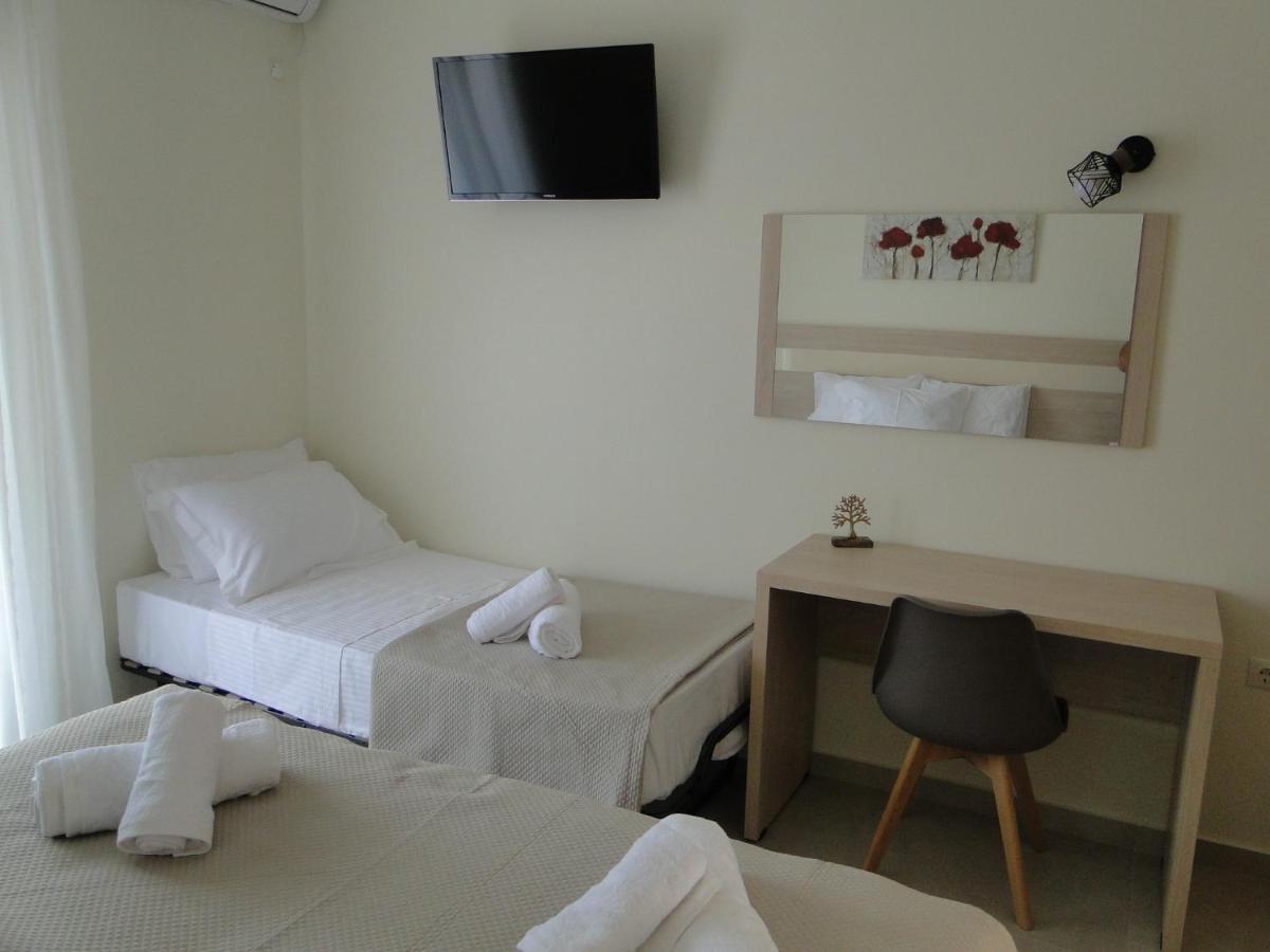 Chrysanthe'S Apartments No2 Poros Town Dış mekan fotoğraf
