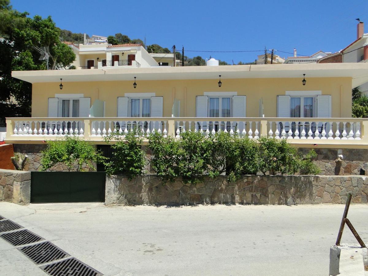 Chrysanthe'S Apartments No2 Poros Town Dış mekan fotoğraf