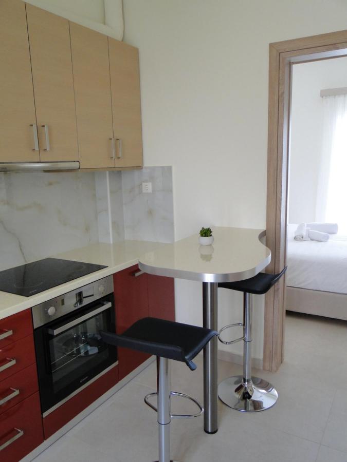 Chrysanthe'S Apartments No2 Poros Town Dış mekan fotoğraf