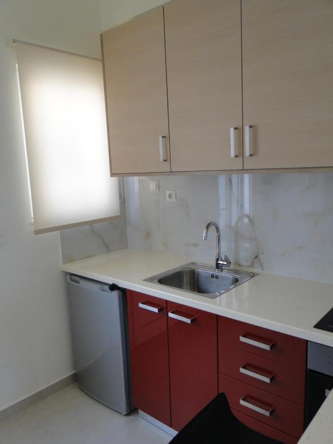 Chrysanthe'S Apartments No2 Poros Town Dış mekan fotoğraf